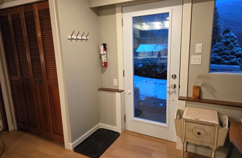 Nelson Apartment | Cozy ski retreat on Copper Mountain w/artist studio. Pet-Friendly!