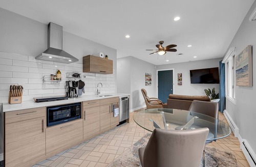 Ruthven Apartment | Cozy Suite #2 - Seacliff Beach Suites