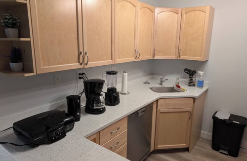 Southwest Edmonton House | Cozy Two Bedroom Basement Suite for 4