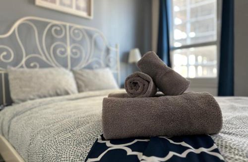 Shaughnessy Village Apartment | Cozy Vacation in Montreal Downtown & Guy Concordia