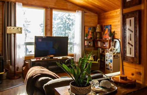 Pontiac House | Cozy winter retreat close to Ottawa/Gatineau