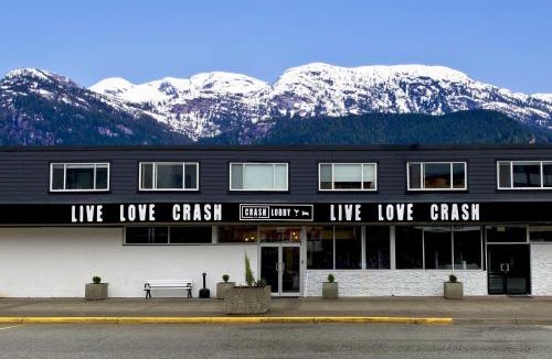 Downtown Squamish Hotel | Crash Hotel Squamish