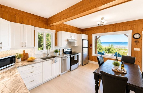 Tobermory Cottage | Custom Built Craftsman Cottage on Lake Huron