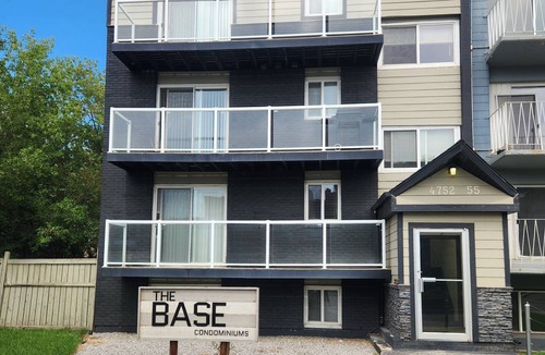Red Deer Apartment | Cute and Cozy Fully Self-Contained Bachelor Suite!