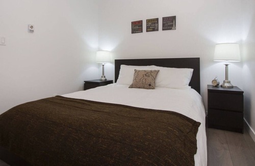 Strathcona House | D16 - 3 bedroom unit in Strathcona