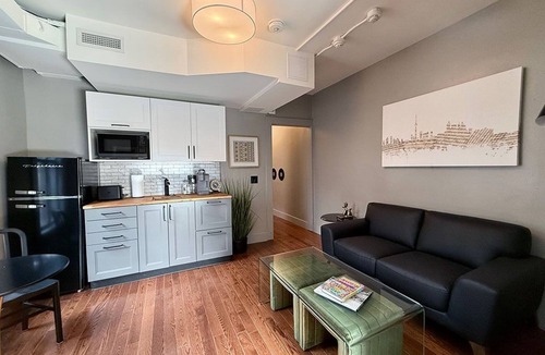 Riverdale House | Danforth Hotel Suite #4 - Two Bedroom Suite