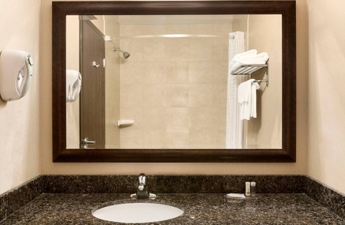 Innisfail Hotel | Days Inn by Wyndham Innisfail