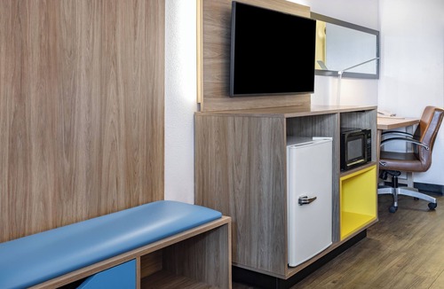 Northwest Raleigh Hotel | Days Inn by Wyndham Raleigh Glenwood-Crabtree