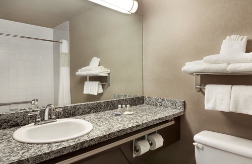 Regina Hotel | Days Inn by Wyndham Regina