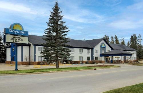 Whitecourt Hotel | Days Inn by Wyndham Whitecourt