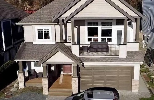 Lower Sumas Mountain House | Delair park, free parking , long-term, pets ok