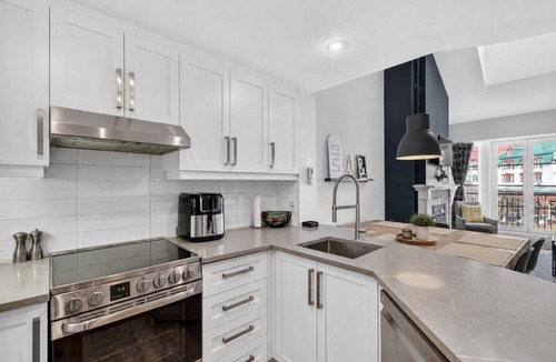 Mont-Tremblant Pedestrian Village Apartment | Deslauriers 561 - Tremblant a louer