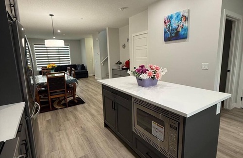 Calgary House | Detached house in Hotchkiss SE