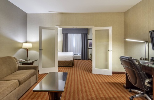 Fox Creek Hotel | Devonian Hotel & Suites