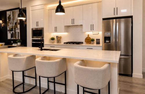 Lynnwood Ridge House | Diamond Lux | Brand New 3BR + Bonus Room | Sleeps 8+ | 10mins from Stampede park