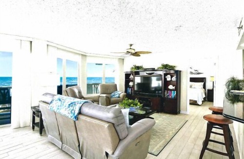 Ormond-by-the-Sea Condo | DIRECT BEACH FRONT CONDO! PANORAMIC OCEAN VIEW! NO DRIVE BEACH!