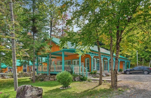 Saint-Alexis-des-Monts House | Domaine Rivière Sacacomie - Le Mistral