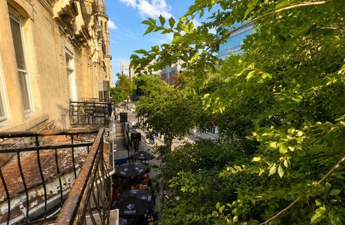 Latin Quarter Apartment | Downtown 1BR Walk to Berri-UQAM & Old Port