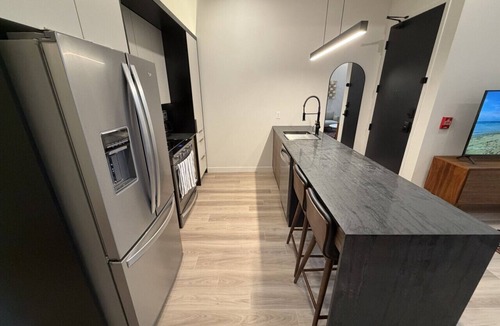 Downtown Halifax Apartment | Downtown 2Bed 2Bath Pet Friendly Townhouse