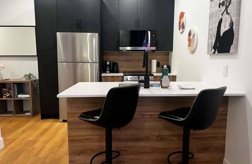 Downtown Halifax Apartment | Downtown Glow, Studio with AC