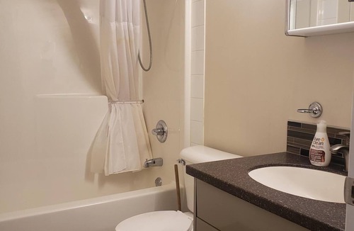 Fort McMurray Condo | Downtown Hideaway