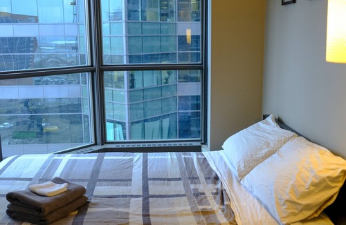Victoria Park Condo | DOWNTOWN Luxury High-Rise Condo 2 BR / 2 BA Suite Next To BMO / Stampede Grounds