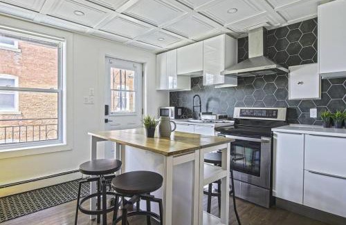 Sherbrooke Apartment | Downtown Prestige: Parking, King Bed, Sleeps 6