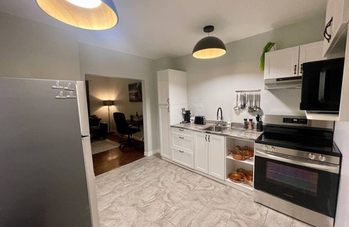 Moncton House | Downtown Retreat Moncton