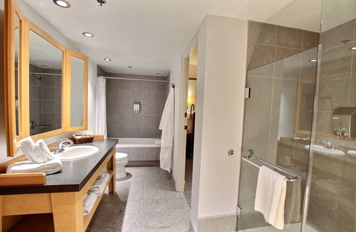 Sainte-Catherine-de-la-Jacques-Cartier Cabin | Duchesnay - SEPAQ