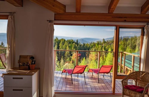 Central Okanagan Apartment | Eagle Studio 2 guests