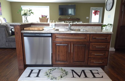 Terra Nova House | Eastpoint Landing, 10 mins to Bonavista/Elliston, 20 from Trinity. Perfect Spot!