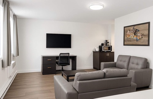 Brossard Hotel | Econo Lodge Hotel Brossard