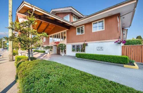 Pemberton Heights Hotel | Econo Lodge Inn & Suites