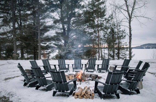 Algonquin Highlands Cabin | Edge of Stillness at Dimensions | Cabin Seventeen | Meals Included