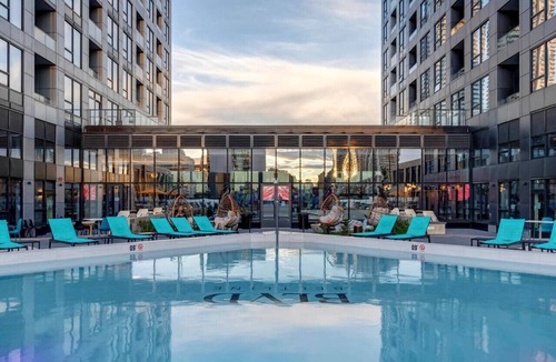 Victoria Park Apartment | Elegant 2-Bedroom Apartment in BLVD Beltline