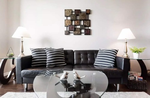 Fort York Apartment | Elegant Downtown Oasis with City and Lake Views Plus Parking