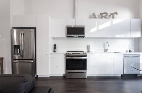 Downtown Halifax Apartment | Elegant Studio with Gym, Near Iconic Boardwalk