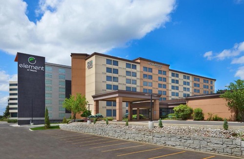 Mississauga Hotel | Element by Marriott Toronto Airport