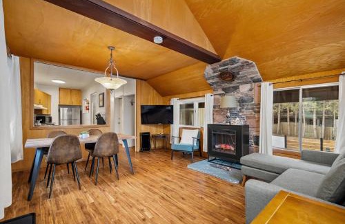 Banff Cabin | Elkhorn Lodge Vacation Rentals
