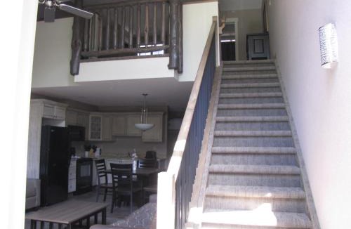 Elkwater Hotel | Elkwater Lake Lodge and Resort