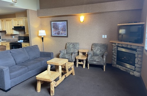 Elkwater Resort | Elkwater Lake Lodge
