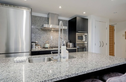 Downtown Victoria Condo | Empress Shores - your stylish home away from home in downtown Victoria by Victoria Prime!