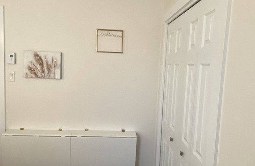 Hull Condo | Entire Large Fully Furnished Condo near Downtown Ottawa, Hull and Gatineau!