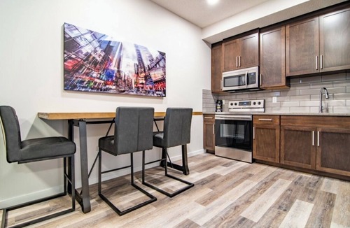 Red Deer House | Entire luxury basement suite in Liberty Landing.