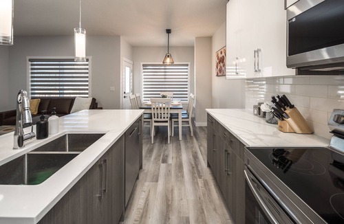 Southeast Calgary House | Entire new built duplex house(two units)