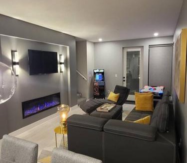 Regional District of Nanaimo House | ENTIRE Sunrise Resort Townhome in Parksville