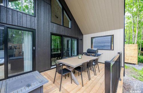 Pont-Rouge Ski Chalet | Entracte Spa prive Vue sur le boise Chalet premium pour 10 personnes