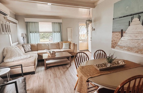 Ruthven Cottage | Escape to Paradise on 5th in Kingsville — a cozy bungalow cottage.