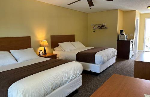 Tobermory Hotel | Escarpment Heights Motel