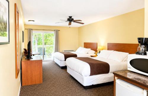 Tobermory Hotel | Escarpment Heights Motel
